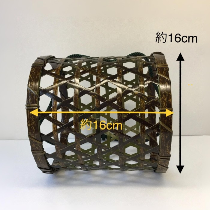 【 ハンドメイド 】 竹細工 トイレットペーパー 入れ大（横） 虎竹 丈夫 防カビ 若鮎クラフト 工芸品 工芸 日用品 雑貨 インテリア バンブー 職人 手作り 上品 高級感 おしゃれ 国産 土佐 高知県 高知 四万十市 四万十 しまんと お取り寄せ 26-78