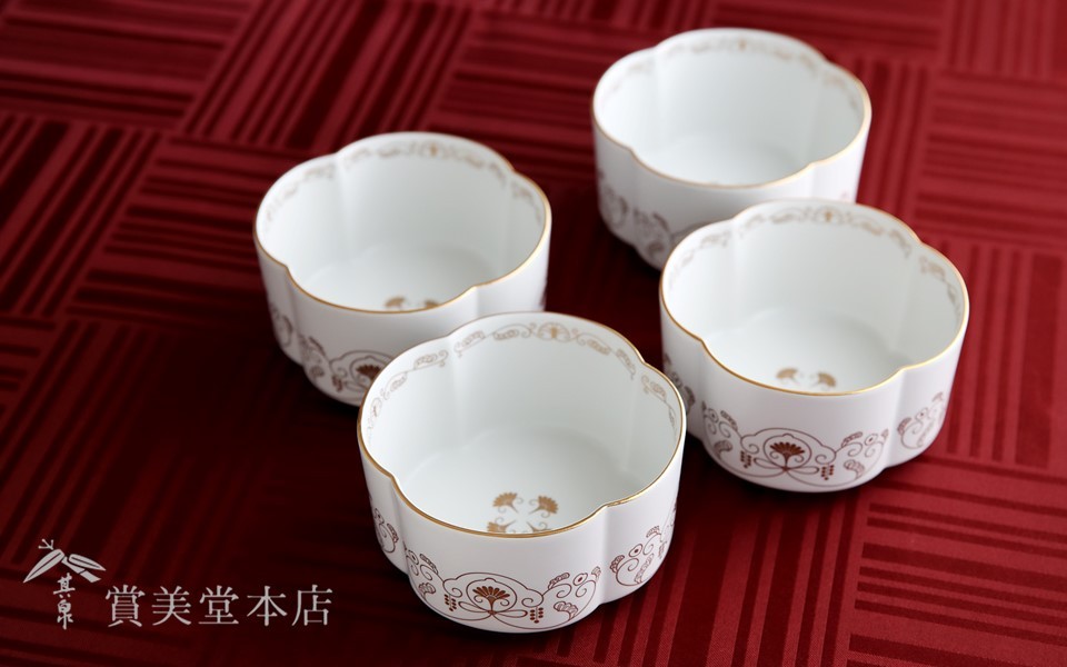 有田焼 其泉 ゆいからくさ ボウル 金 4個セット【賞美堂本店】器 うつわ 食器 皿 鉢 ボウル セット ペア 4枚 多用途 ゴールド お祝い 贈答 ギフト A100-107