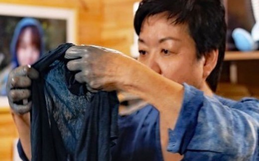 バッグ 藍染め帆布バッグ（大/むら染め） トート バッグ 雑貨 バック レディース メンズ ハンドメイド 鞄 かばん 伝統工芸 手仕事 帆布 綿麻 ナチュラル ファッション 藍色 濃紺 深い色合い 風合い 収納 通勤 通学 マザーズバッグ ショッピングバッグ エコバッグ カジュアル きれいめ おしゃれ デザイン 広島県産 特産品 贈り物 ギフト 贈答品  三次市/染工房奈つ [APAF004]