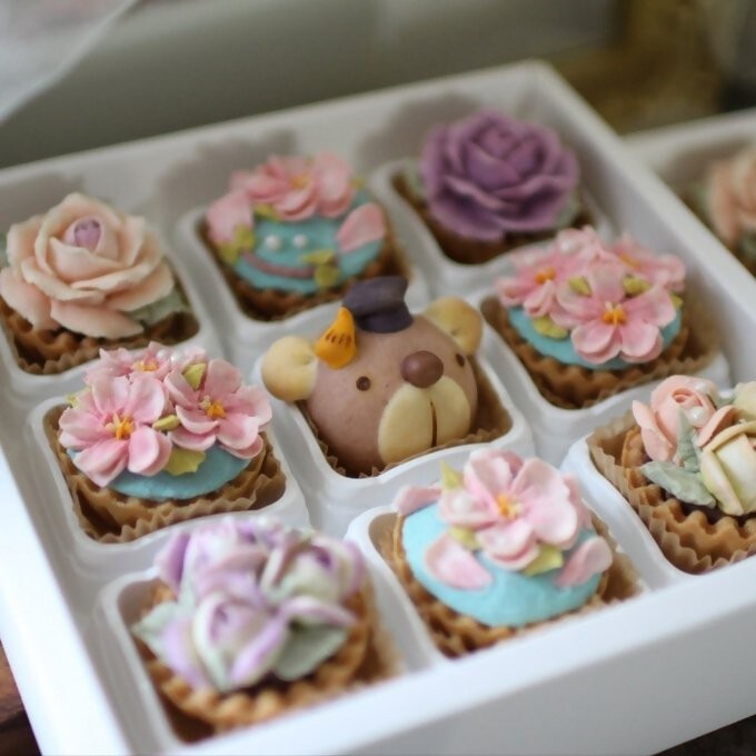 DC-014_卒業式あんフラワー&学帽クマさんまんじゅう　フラワータルト 食べられるお花！あんこのお花！【風呂敷ラッピング】和菓子（計9個）