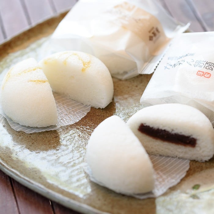 【令和7年お歳暮対応】鹿児島銘菓 極かるかん・かるかん饅頭詰め合わせ 計15個「かるかん饅頭（あんこ入り）5個」と 「サワーポメロの果皮を使用した極かるかん（あんこ無し）10個」詰め合わせ 冷蔵 鹿児島 自然薯 サワーポメロ かるかん 食べ比べ 和菓子【SA-317H】