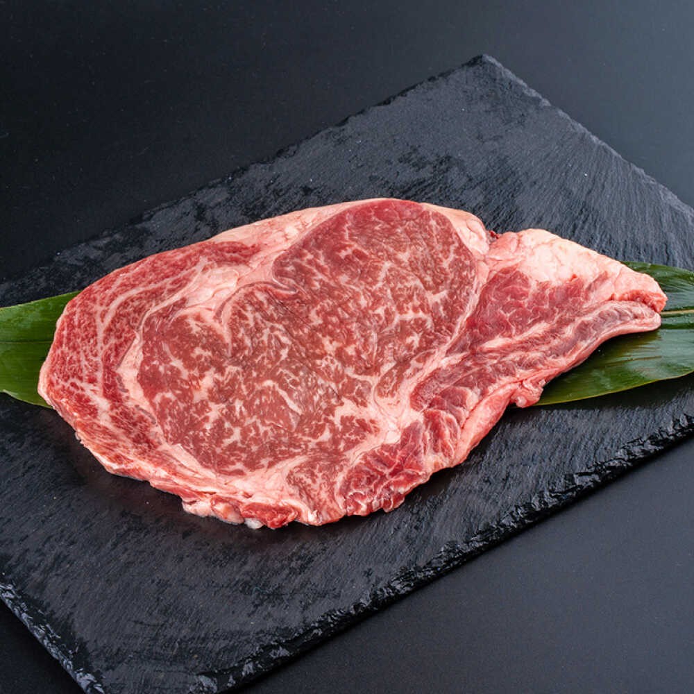 熊本 あか牛 ヒレ ステーキ 約300g ロース ステーキ 約400g （計約700g） 牛肉 熊本県産 赤牛 和牛 牛 肉 ヘルシー カット 冷凍 国産 熊本 【合同会社 たべたせいか】[AYCB012]