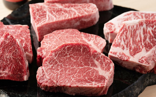 F10　宍粟牛贅沢セット【梅：4.2Kg】　宍粟牛 は 但馬牛 の 血統を受け継いだ 黒毛和牛 　ステーキ もも 焼肉 すき焼き スライス しゃぶしゃぶ 生肉 精肉 ブランド牛 国産牛 贈り物 セット 大容量 定期便