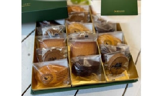 ＜洋菓子館 ベルジェノア＞米粉の焼き菓子セット「マドレーヌ」「フィナンシェ」「カカオポット」「黒豆クッキー」京都丹波産きぬひかり使用◇《米粉 焼き菓子 洋菓子 詰め合わせ セット ギフト 個包装 無添加 スイーツ》