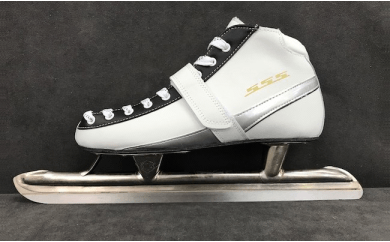 025-001< スケート靴 > S・S・S フィギュアスケート靴（SET-46 