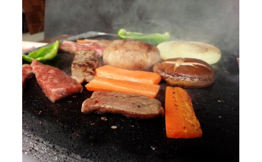 肉や野菜が美味しく焼ける！飛騨溶岩プレート「美味焼」【彩】 - 岐阜 