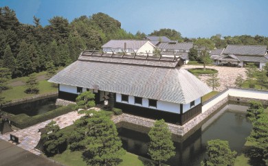６・７・８・９月平日限定葛城北の丸１泊２食とゴルフプラン（２名様）
