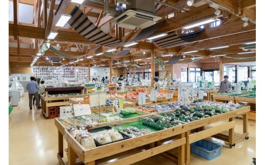 農産物直売所「北はりま旬菜館」現在250名以上の地元農家さんの農産物が集まってきます！
