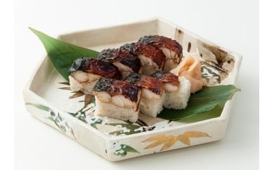 日本料理一乃松の「焼鯖寿し」 223759 - 福井県越前市