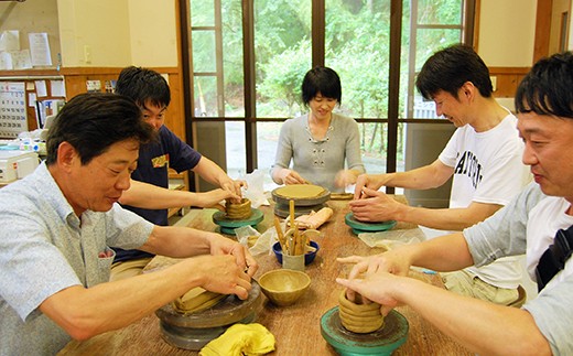 波佐見で手びねり体験 2名様 中尾山伝習館 Ud02 長崎県波佐見町 ふるさと納税 ふるさとチョイス