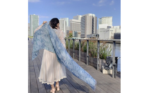 「織馬鹿×文化服装学院ファッションテキスタイル科2020年ストールプロジェクト」のコラボストールです♪