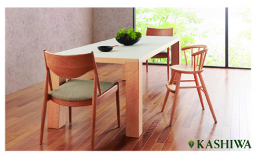 KASHIWA】木製ベビーチェア 飛騨の家具 オーク材 無垢材 柏木工 キッズ 