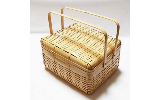 良質な竹を使用した伝統工芸品 竹細工 バスケットフタ付き(大)(4002227 