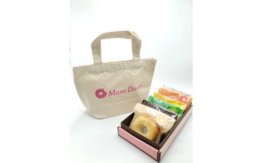 B17-006 ♪ミサキドーナツ♪　焼きドーナツとオリジナルバッグ詰め合わせセット（6個入り×2箱） 223134 - 神奈川県三浦市