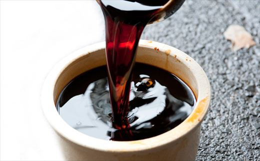 奥出雲の老舗・井上醤油店の天然醸造醤油、天然醸造味噌、塩糀を使用。