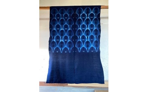 11-6 阿波藍 暖簾（縫い絞り） 藍染め 化学薬品不使用 のれん 紺 