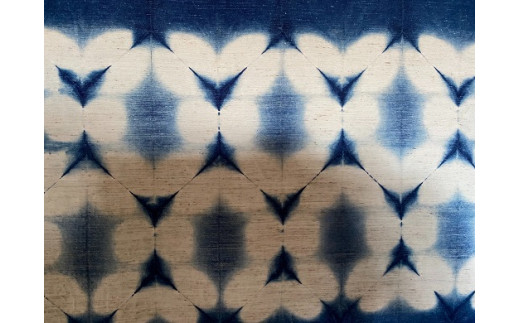 11-7 阿波藍 暖簾（折り絞り）藍染め 化学薬品不使用 のれん 紺 ネイビー 白 ホワイト 日本製 手作り