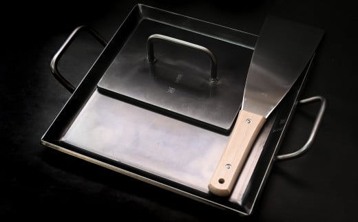 アツアツ鉄板 カセットコンロサイズ(厚さ6mm)、オサエちゃん 角大(厚さ 