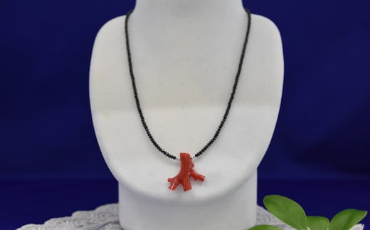 さんごの吉良：赤珊瑚の枝ネックレス