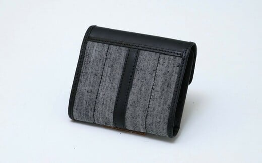 レザー×本庄織物の三つ折り財布＜グレー×ブラック＞ 伝統工芸 伝統