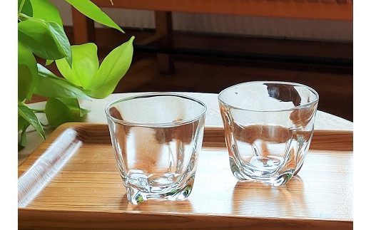 [1.9-142] スウェーデンガラス ロックグラス「ゆらり」 - 北海道当別