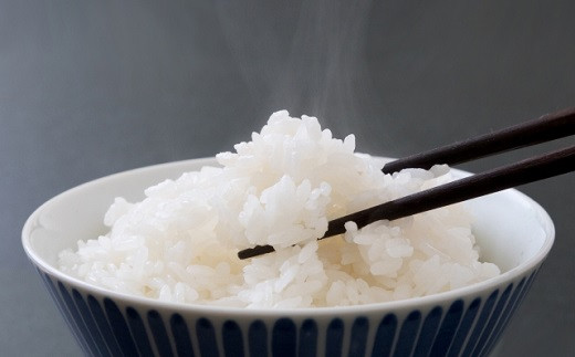 長狭米は光沢と風味が自慢。冷めても美味しく召し上がっていただけます。