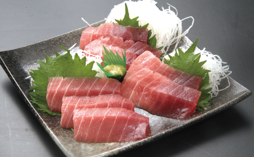 a12-112 厳選! レア部位 【背トロ】 焼津 天然 南まぐろ 柵