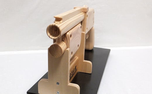 木製玩具「056銃」輪ゴム銃 8連射可能 ゴム鉄砲