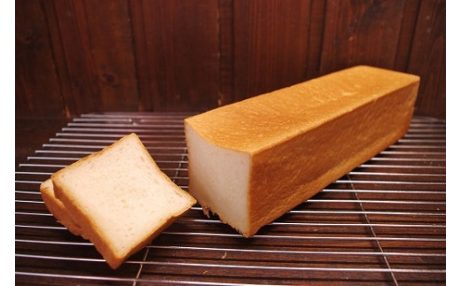 北海道産小麦100％高級ミニ食パン『ノースブレッド』とおまかせパン詰め合わせ【19022】