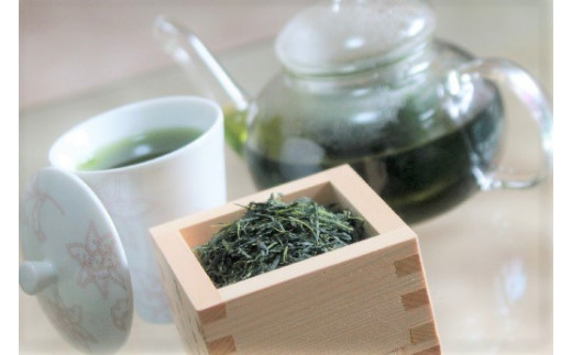 ミネラルと食物繊維を多く含み、ノンカフェインが特徴の桑茶