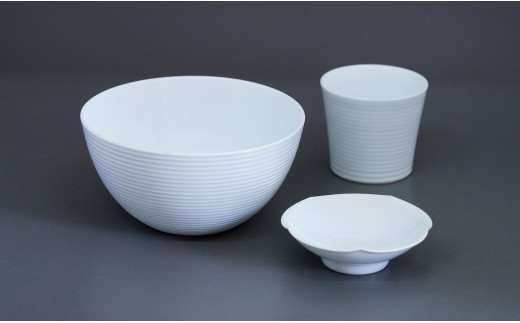 A55-27 中仙窯 白磁・青白磁麺鉢 (中尾純作) - ふるさと納税サイト