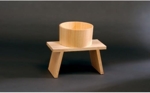 職人手作りワイド座面スツール杉材デザイン椅子