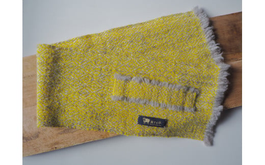 手紡ぎ手織りのショートマフラー【ホームスパン 黄】 / マフラー 男女兼用 軽い 暖かい
