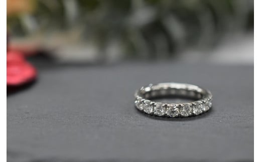 美品 K18WG ハーフエタニティ ダイヤ リング　ダイヤモンド 指輪
