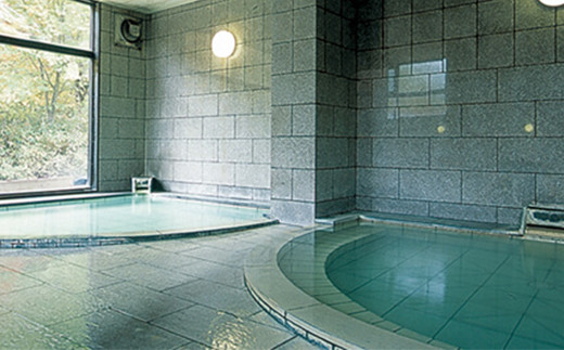 大浴場の内湯では、２種類の泉質を楽しむことが出来ます。