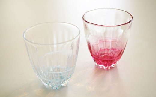 【うみのおと】桜グラス（ピンク・白）2個 809785 - 沖縄県本部町