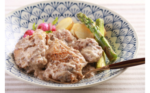 「岡山マッシュルームのクリームソース」は、いろいろな料理に使えます。