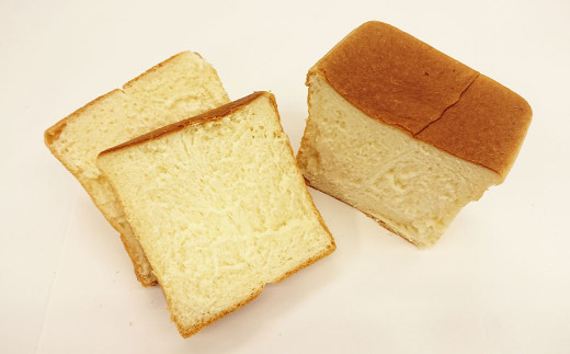 AU-13 6ヵ月定期便　高級食パン 3斤×6回 食パン パン 504813 - 茨城県神栖市