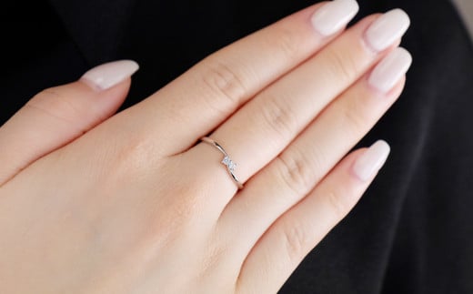 ダイアモンドの指輪/RING/ 0.53 / 0.13 ct.