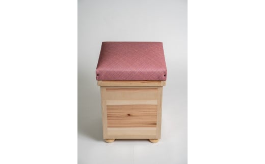 茶箱椅子ピンク、全体像
