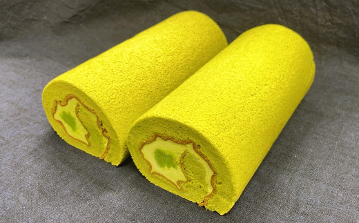 抹茶ロールケーキ