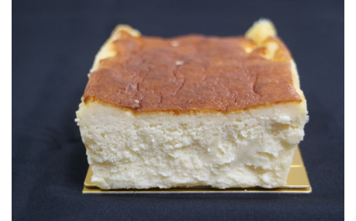 『レストラン香松』和三盆チーズケーキ