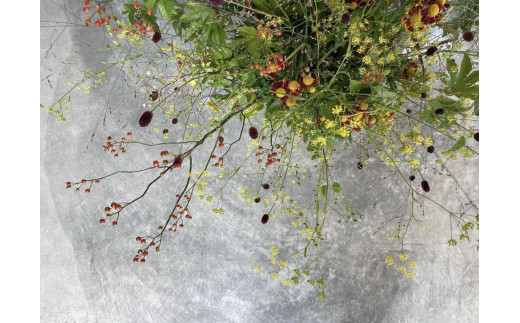 秋：木の実のアレンジメントのイメージ