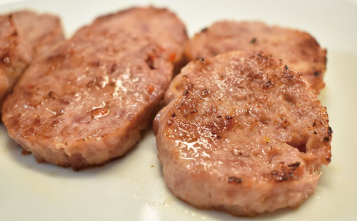ハバネロのパンチのきいた辛さが肉の旨味と絶妙にマッチ。クセになる味わいです。