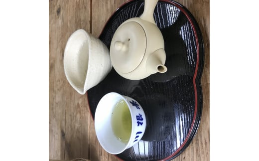  川根本町産 川根銘茶5本セット 、急須と湯呑の写真