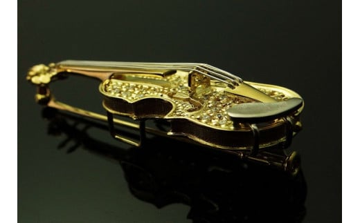 バイオリンモチーフ ダイヤモンドブローチ K18 WG