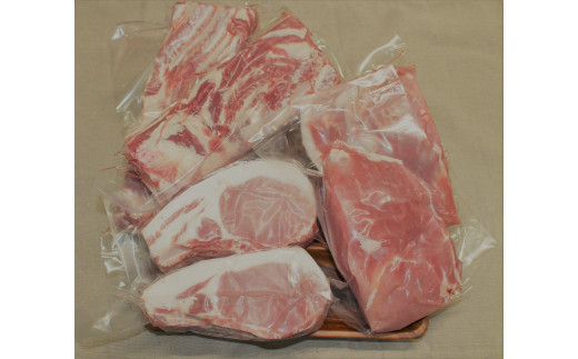 国産の黒豚肉を思う存分楽しめる大人気の大容量セット！贈り物にも最適！