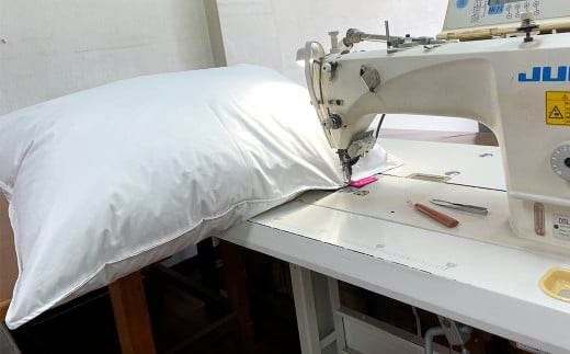 ウレタンチップ枕 旅館向け納品で高評価 ゆったりサイズ 50cm×70cm 高密度生地使用 まくら 枕 綿100%