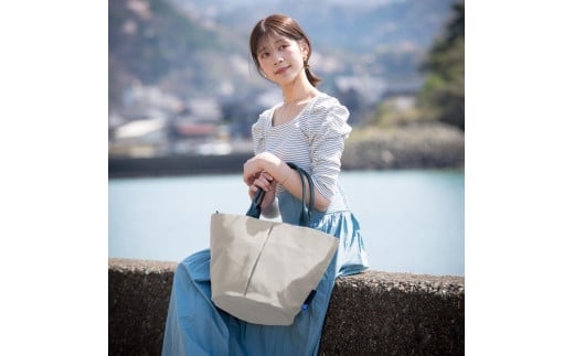 豊岡鞄　For The Blue Marche Tote M （ベージュ）