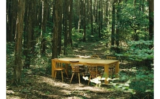 自然感あふれる無垢のダイニングテーブル 756704 - 兵庫県丹波篠山市